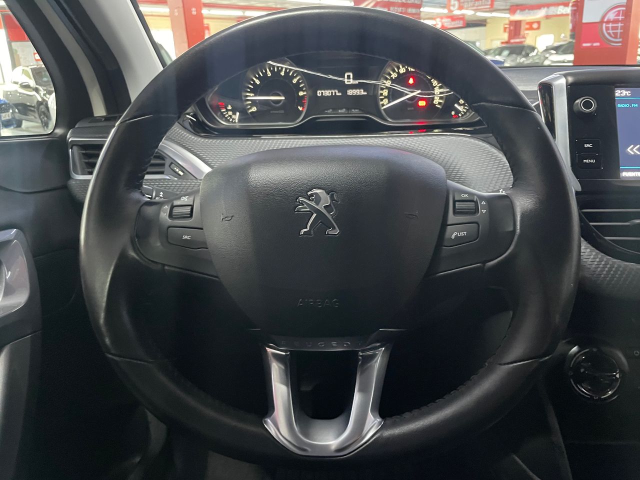 Foto Peugeot 2008 12