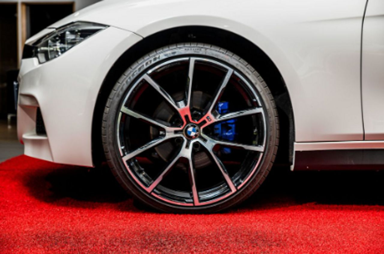 Foto BMW Serie 3 8