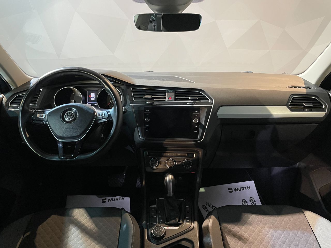 Foto Volkswagen Tiguan 18