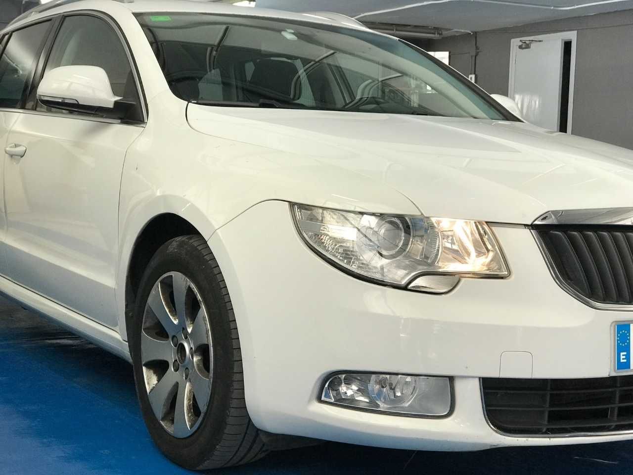 Foto Skoda Superb 2