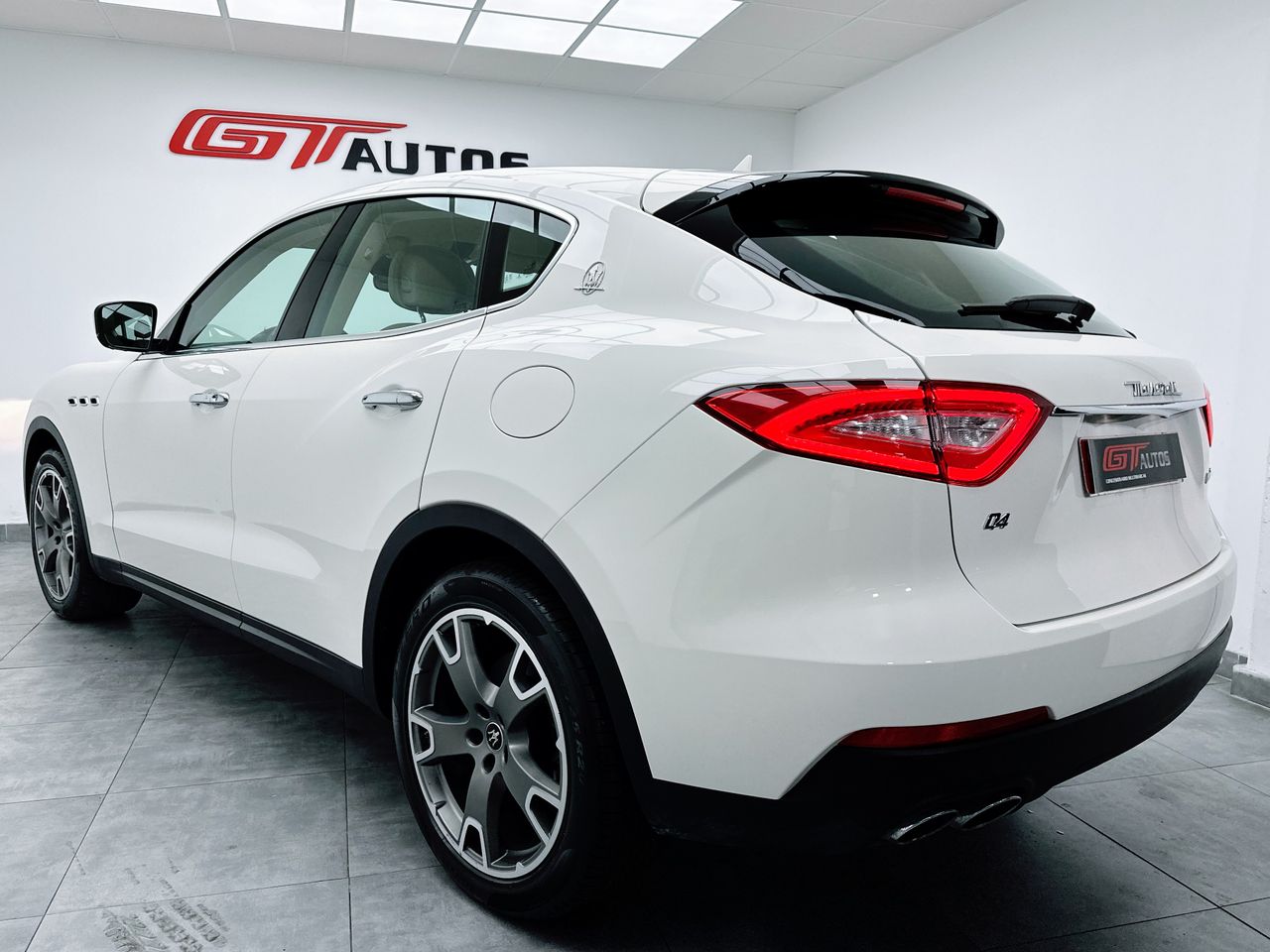 Foto Maserati Levante 14