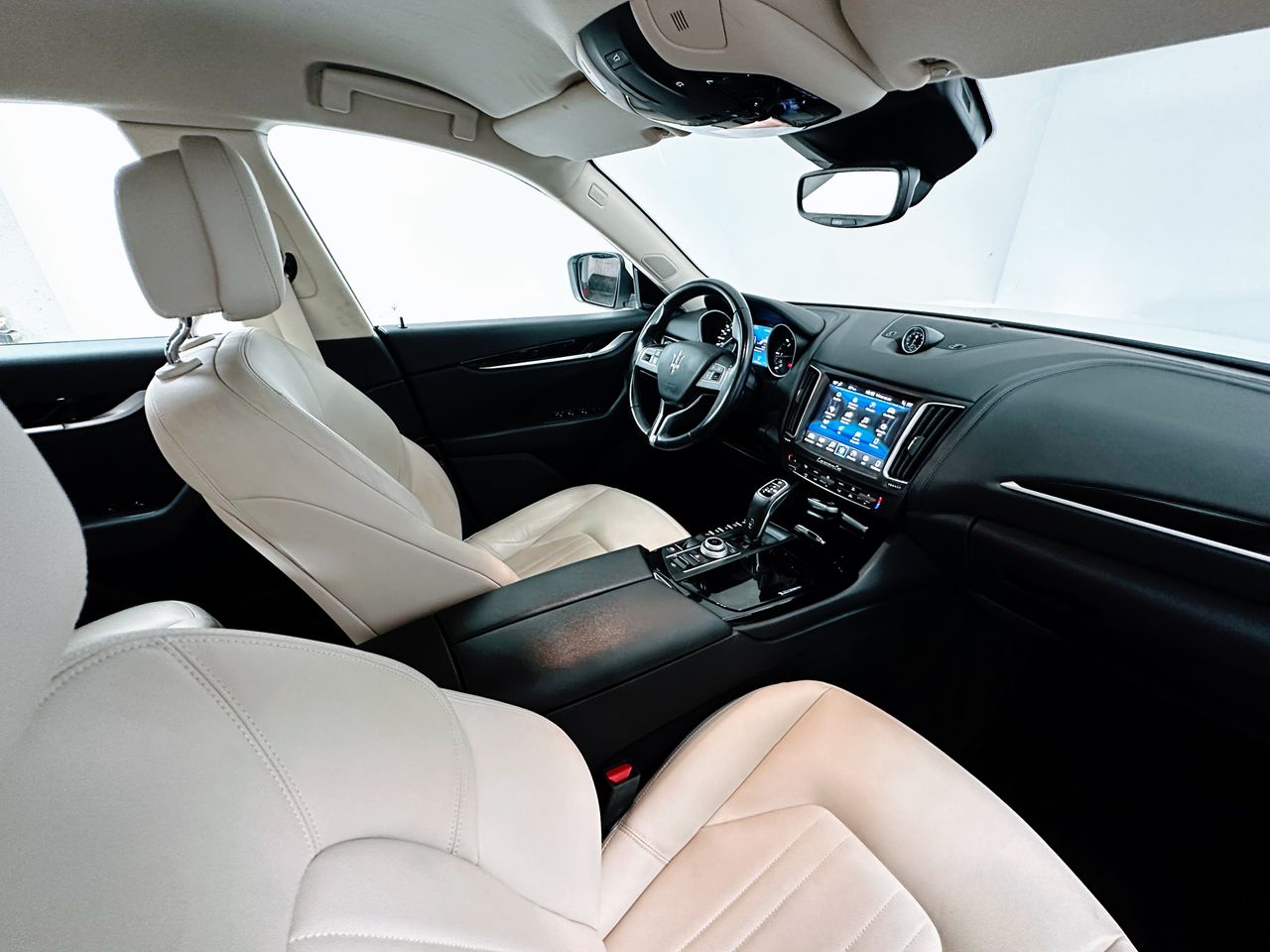 Foto Maserati Levante 18