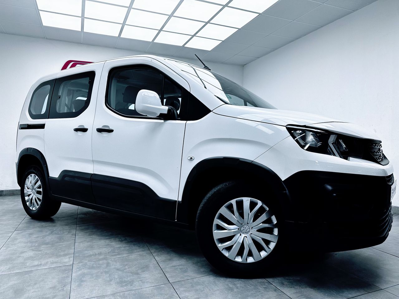 Foto Peugeot Rifter 13