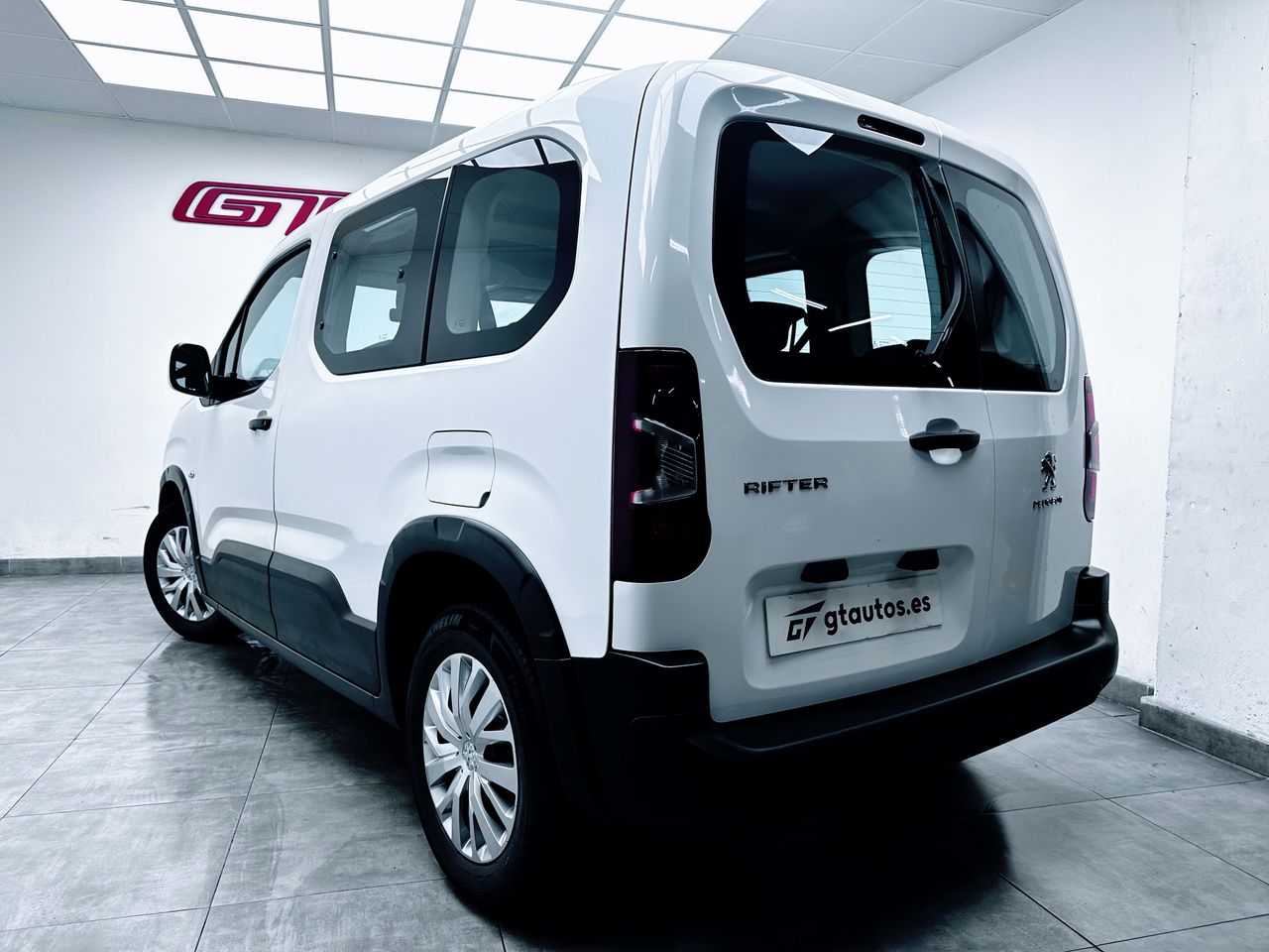 Foto Peugeot Rifter 14