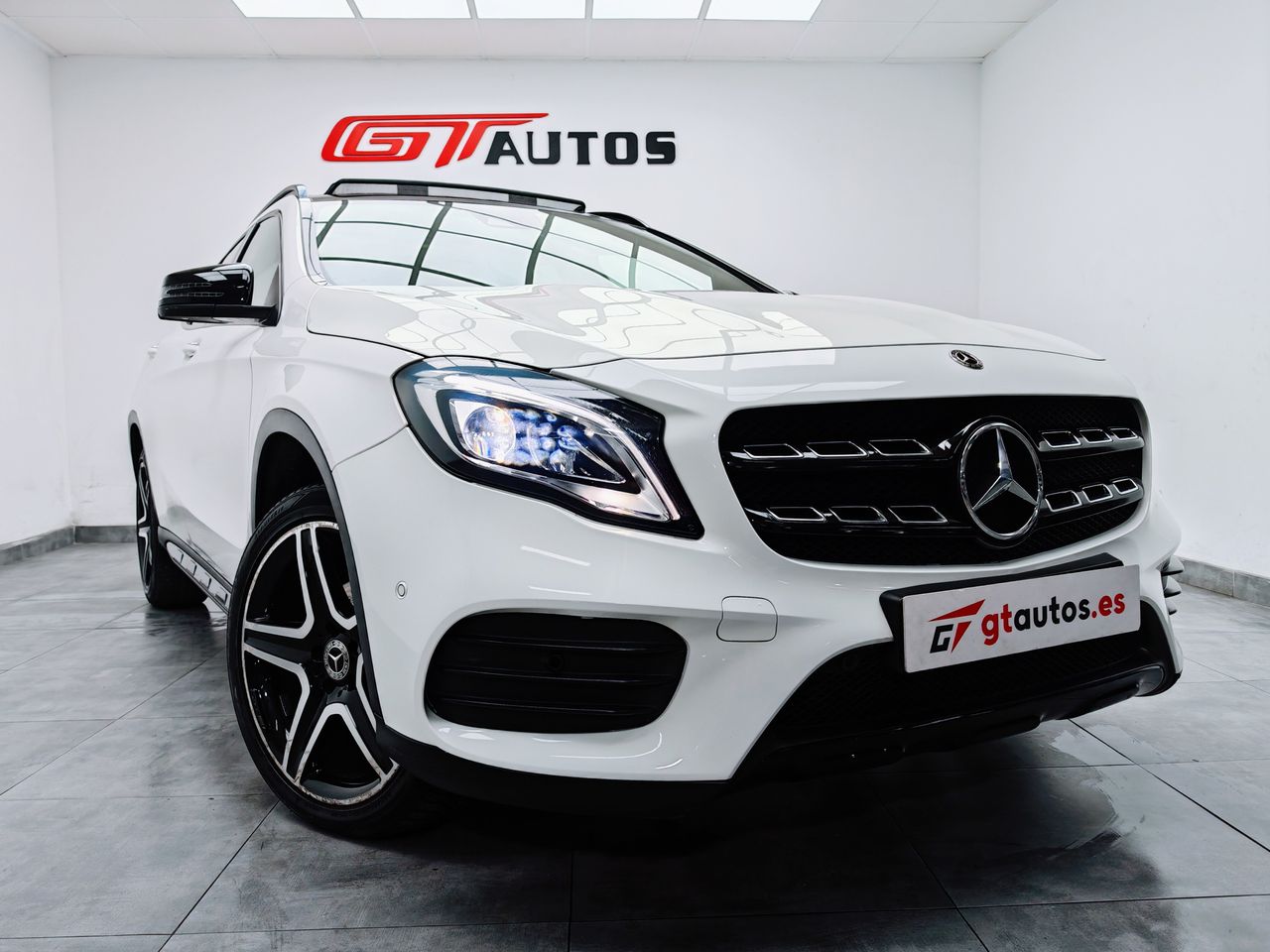 Foto Mercedes-Benz Clase GLA 21