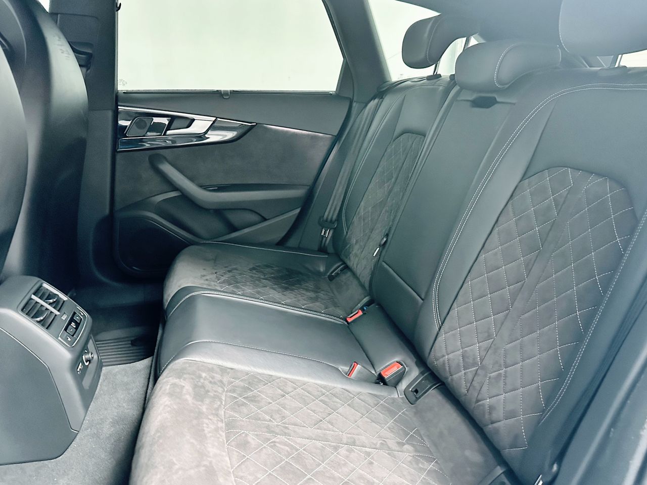 Foto Audi A4 8