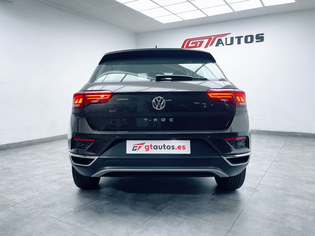 Foto Volkswagen T-Roc 9