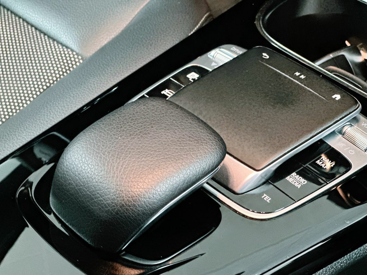 Foto Mercedes-Benz Clase CLA 5