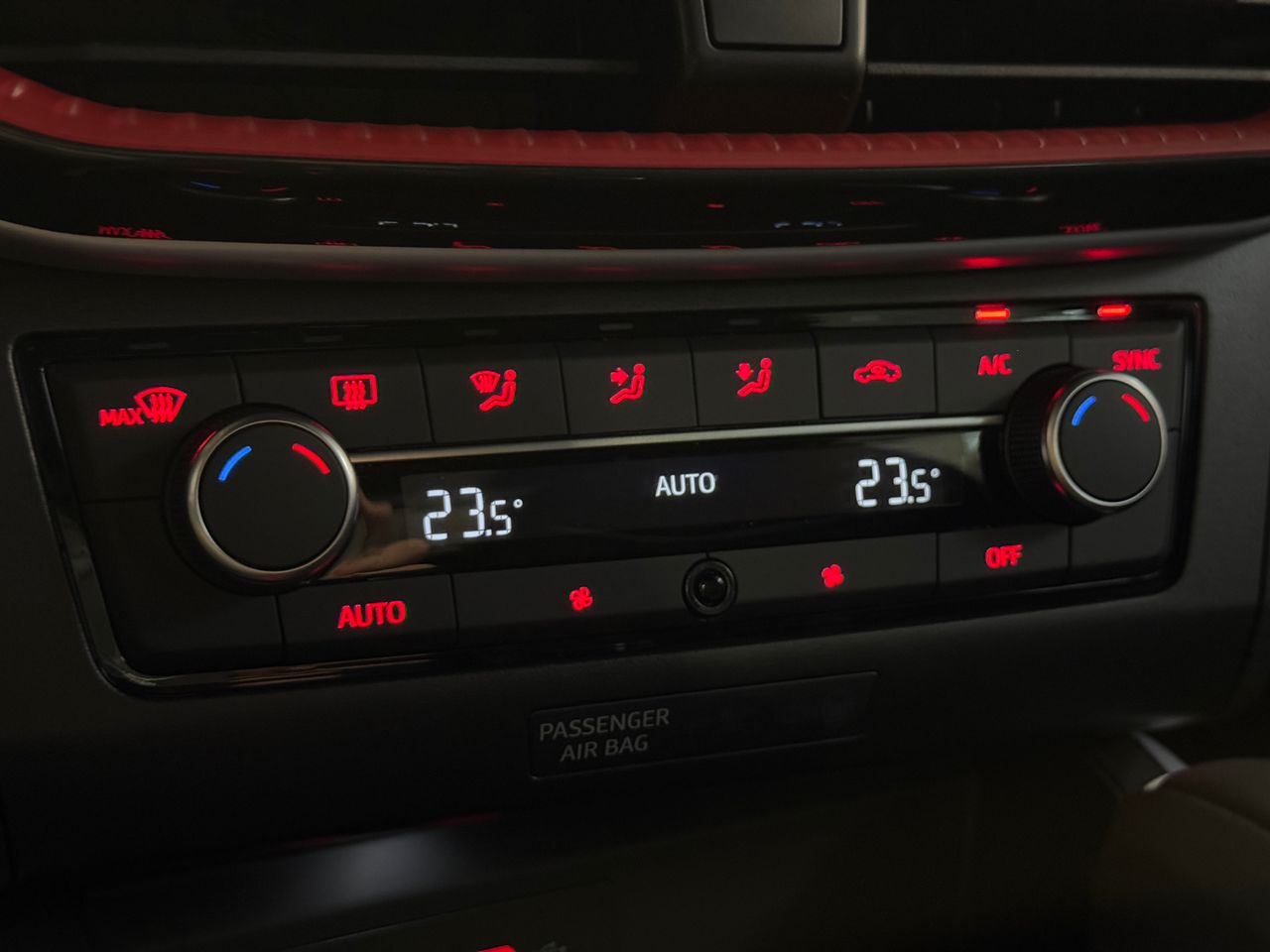 Foto Seat Arona 24