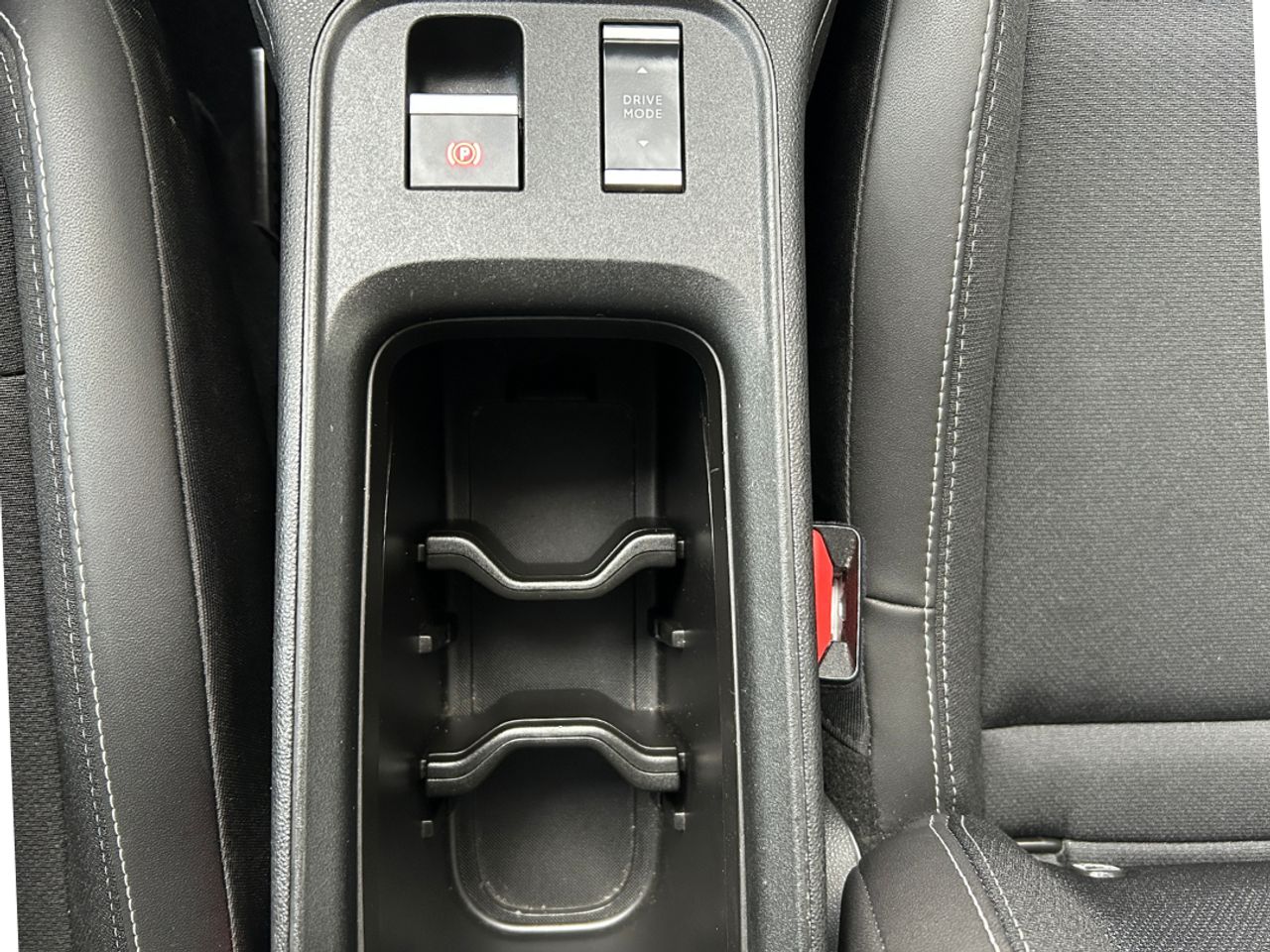 Foto Jeep Avenger 33