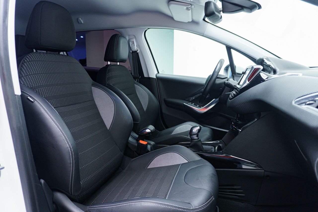 Foto Peugeot 2008 17