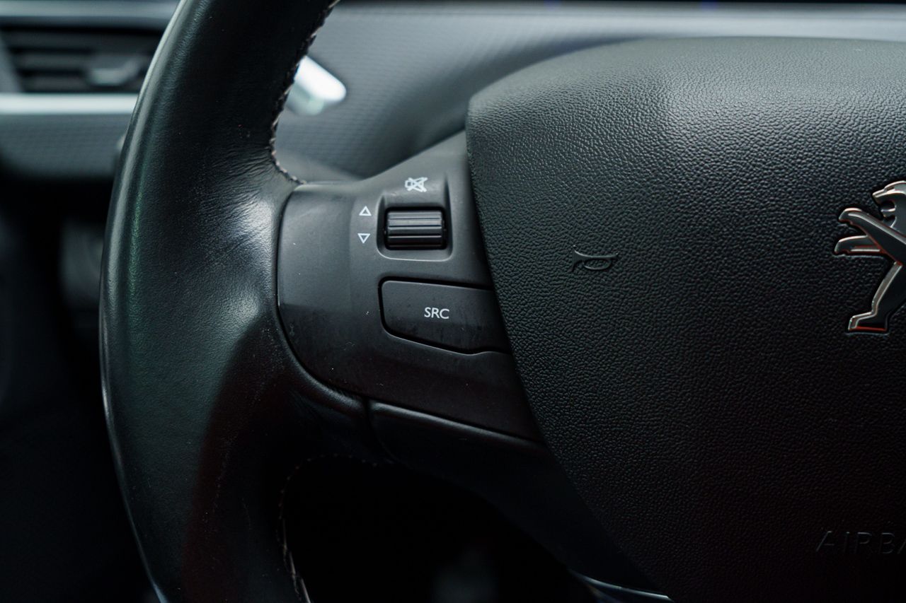 Foto Peugeot 2008 19