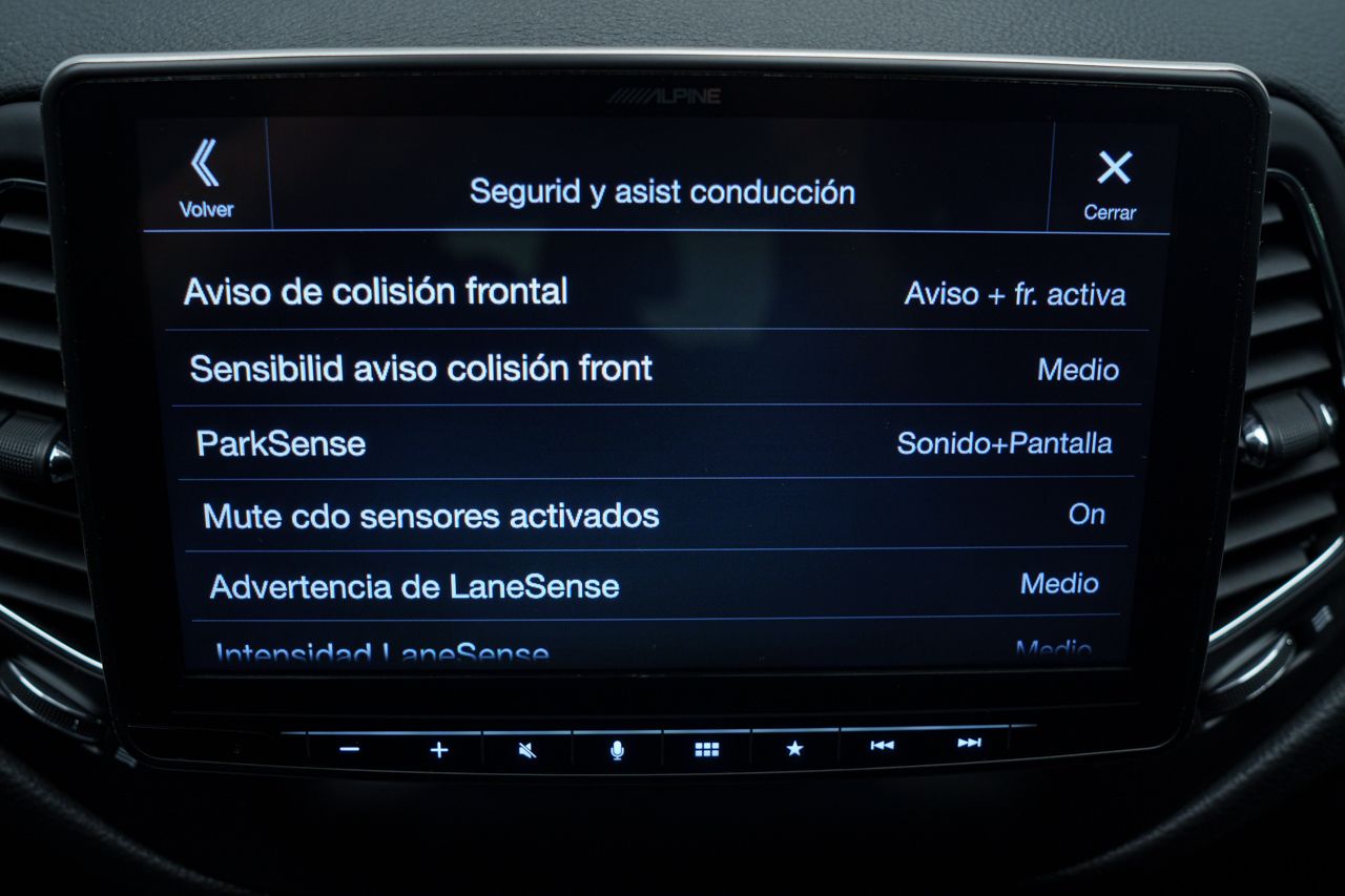 Foto Jeep Compass 28