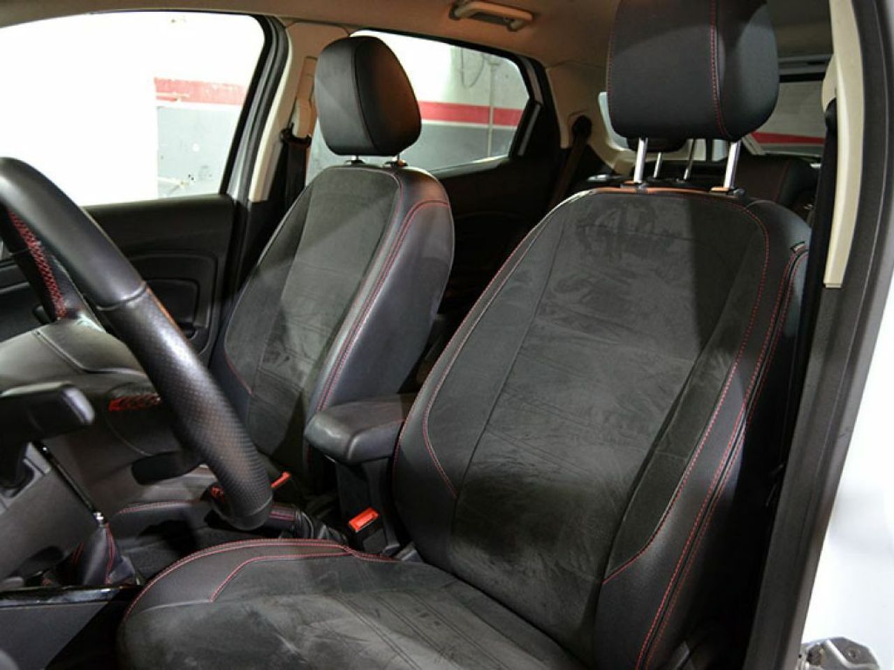 Foto Ford Ecosport 12