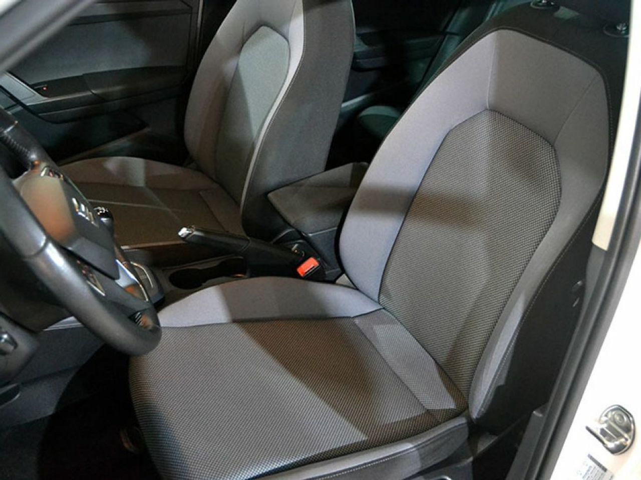 Foto Seat Arona 26