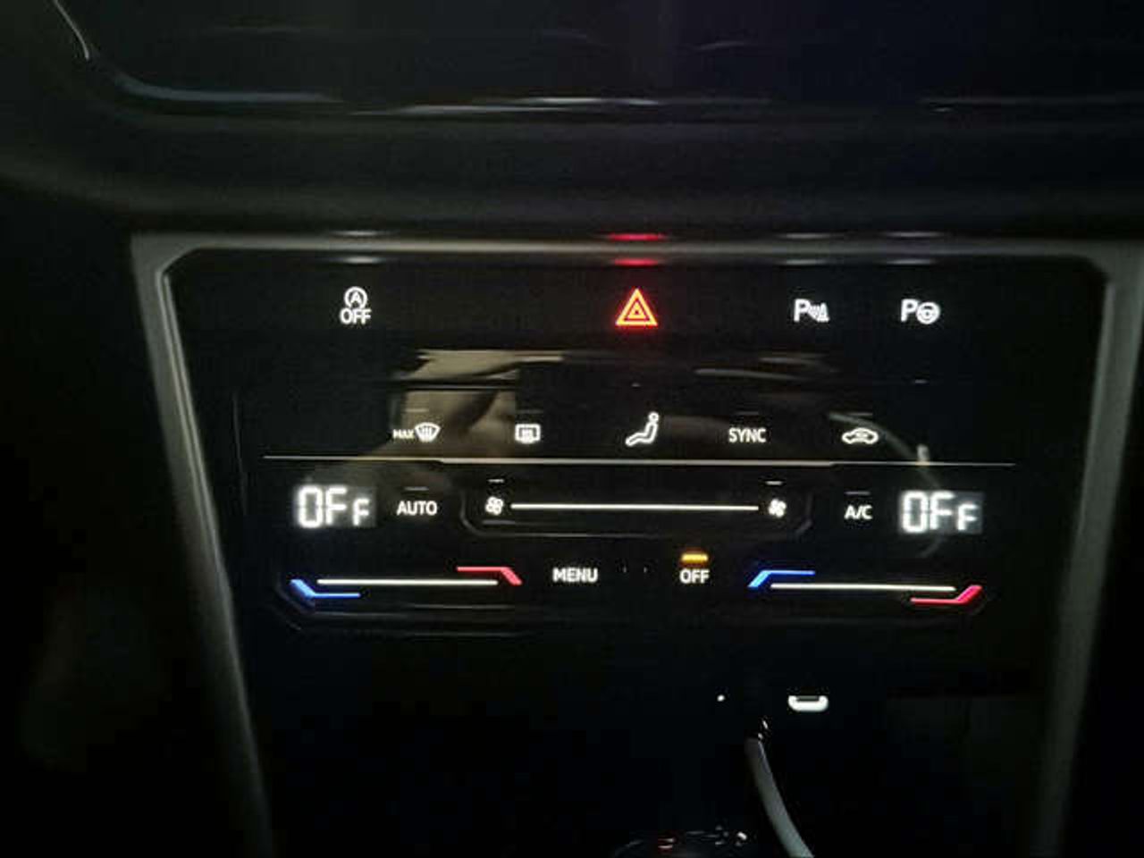 Foto Volkswagen T-Roc 18