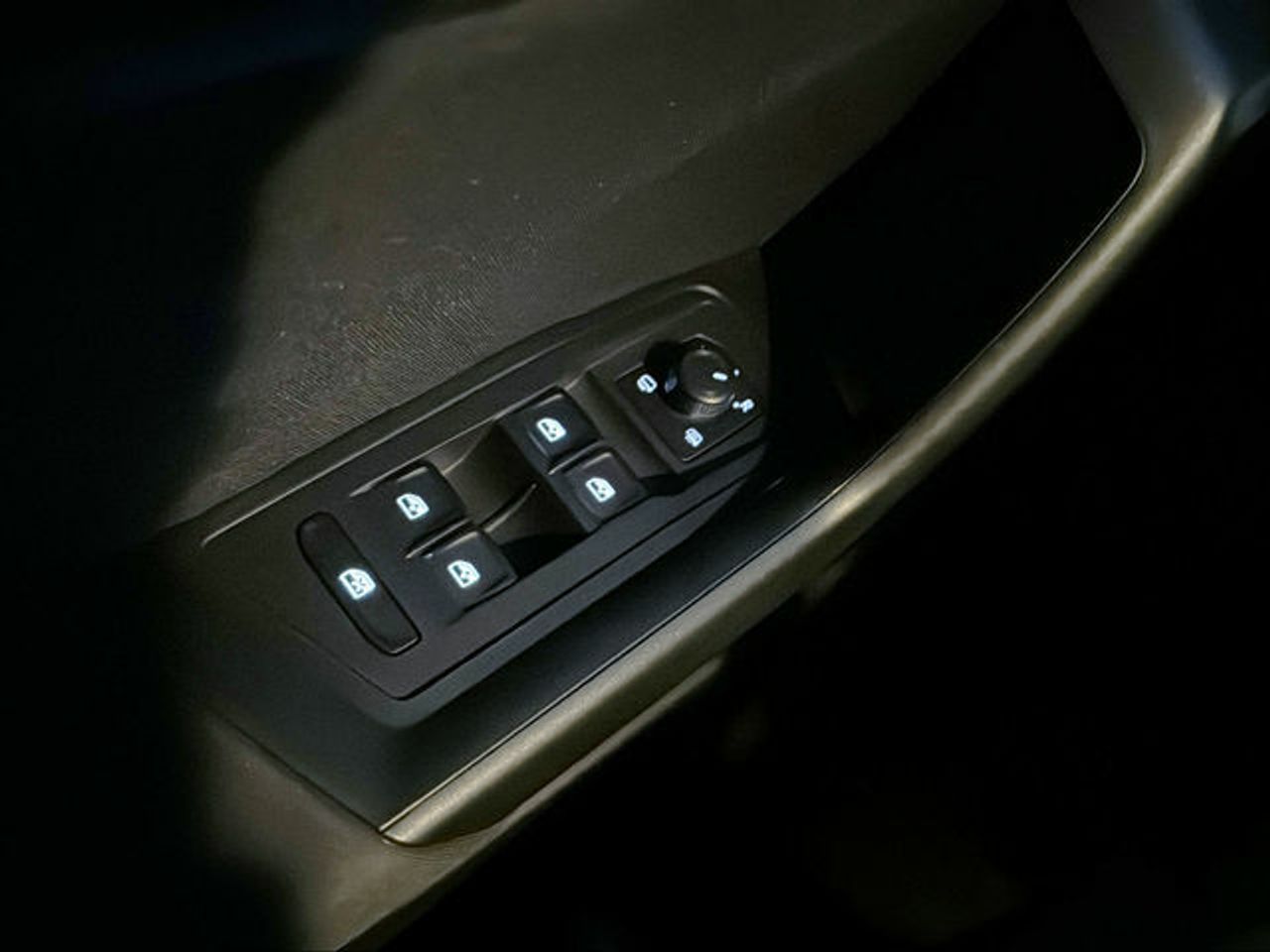 Foto Volkswagen T-Roc 21