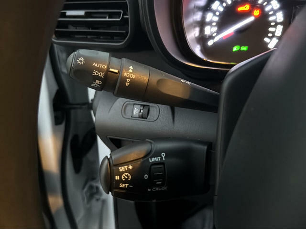 Foto Citroën Berlingo 18