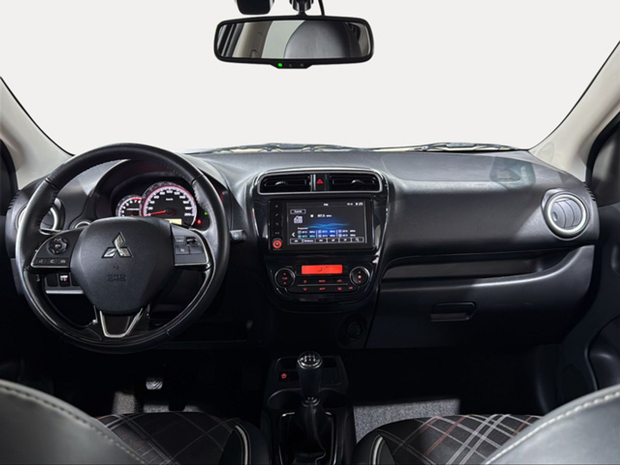 Foto Mitsubishi Space Star 7