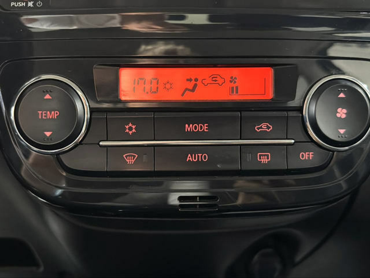 Foto Mitsubishi Space Star 19