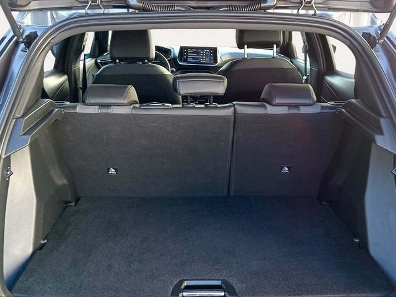 Foto Peugeot 2008 12