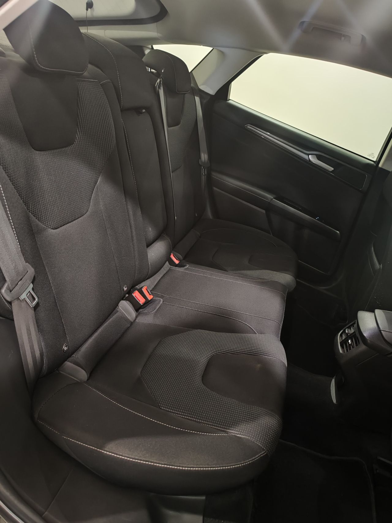 Foto Ford Mondeo 19
