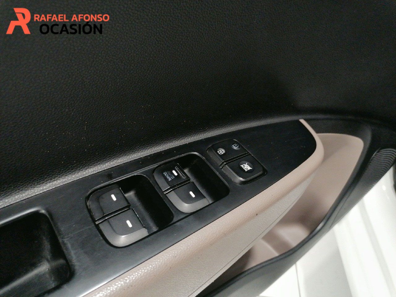 Foto Hyundai i10 13
