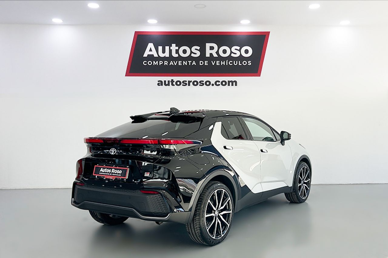 Foto Toyota C-HR 3