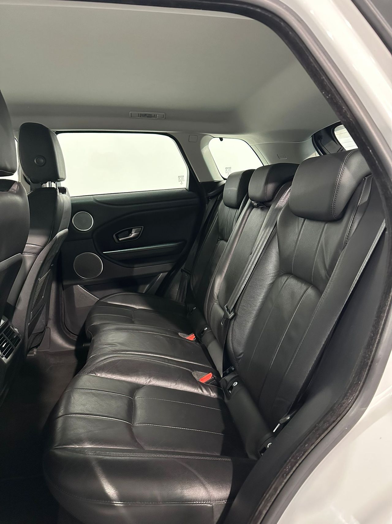 Foto Land-Rover Range Rover Evoque 11