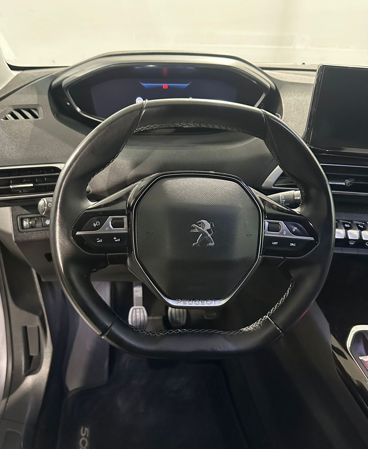 Foto Peugeot 5008 9