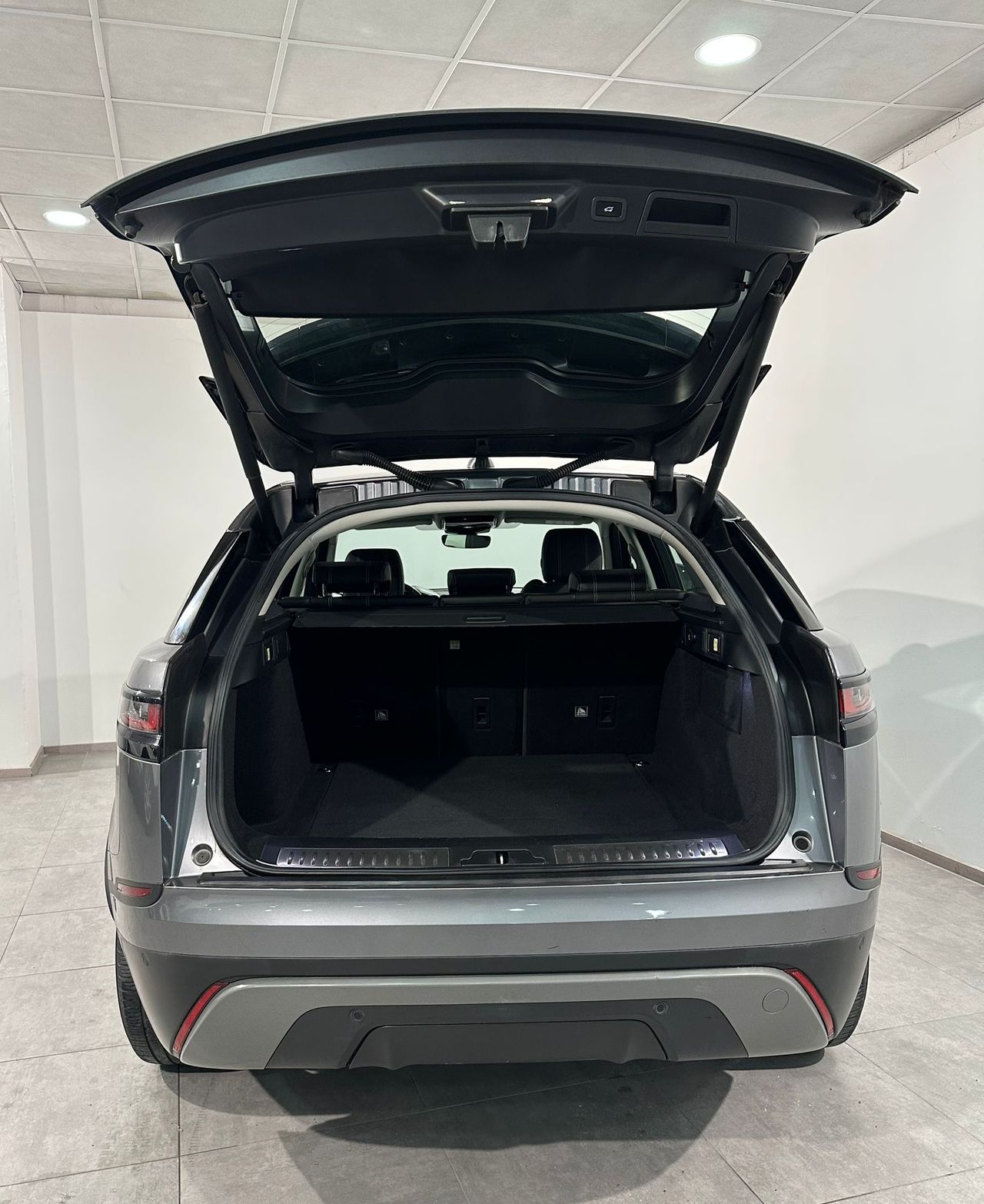 Foto Land-Rover Range Rover Velar 10