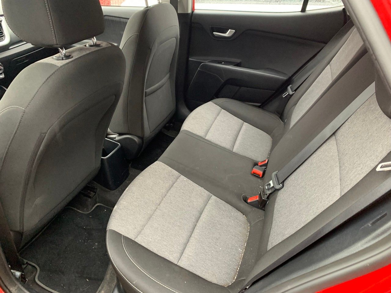Foto Kia Stonic 5