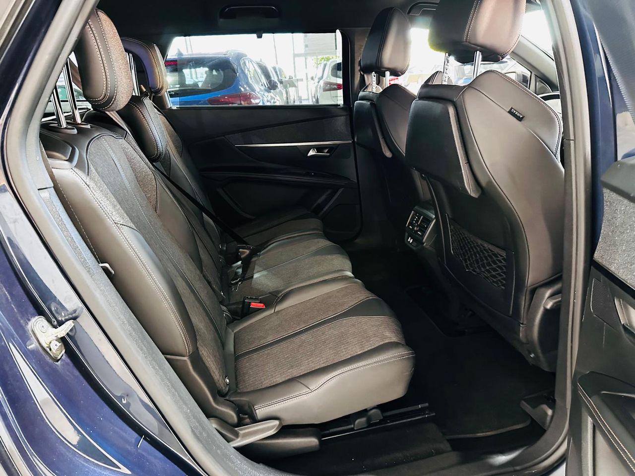 Foto Peugeot 5008 9