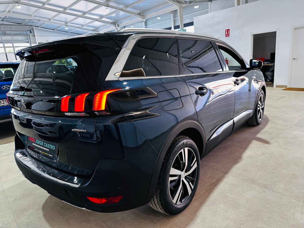 Foto Peugeot 5008 12