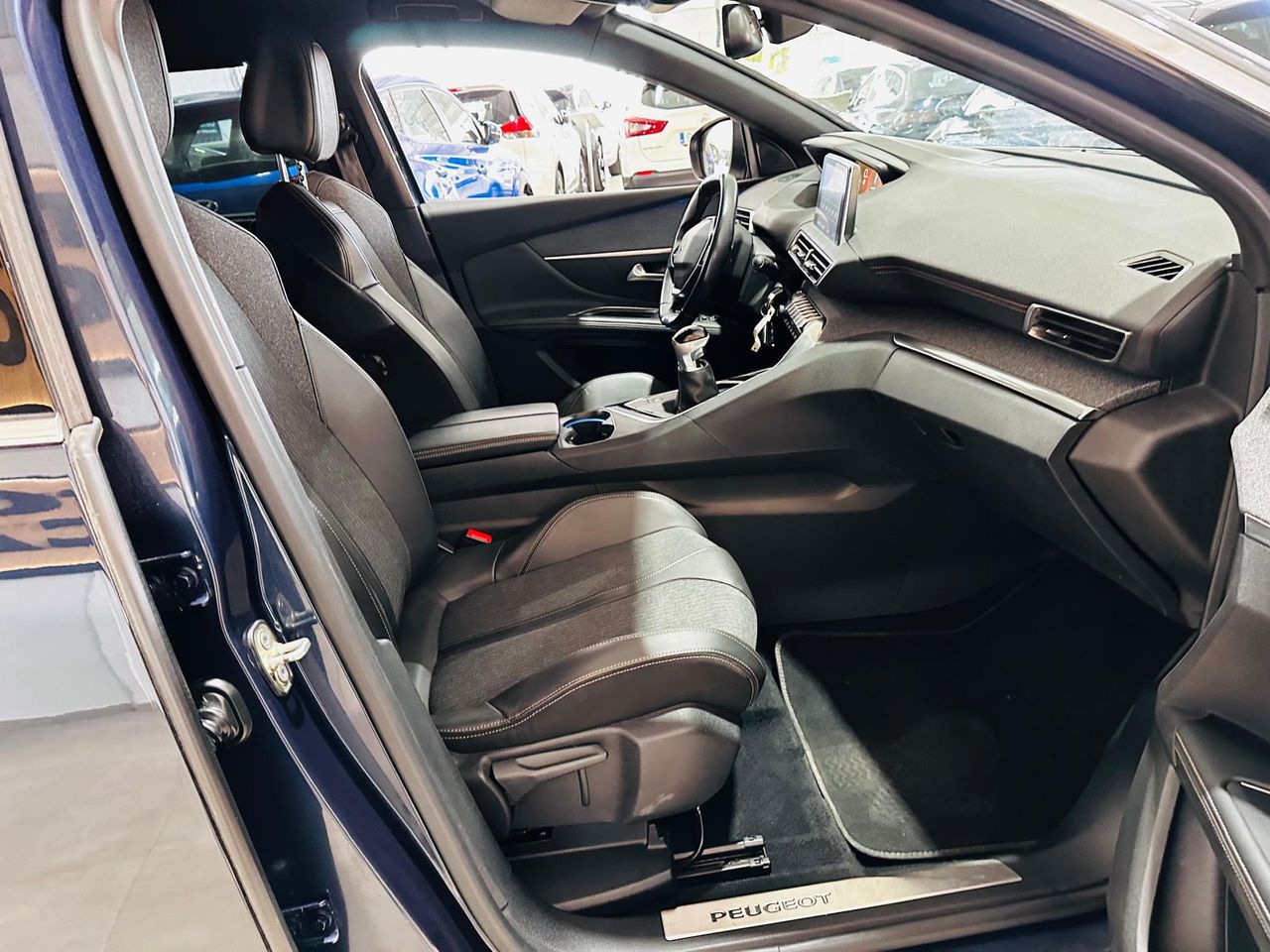 Foto Peugeot 5008 20