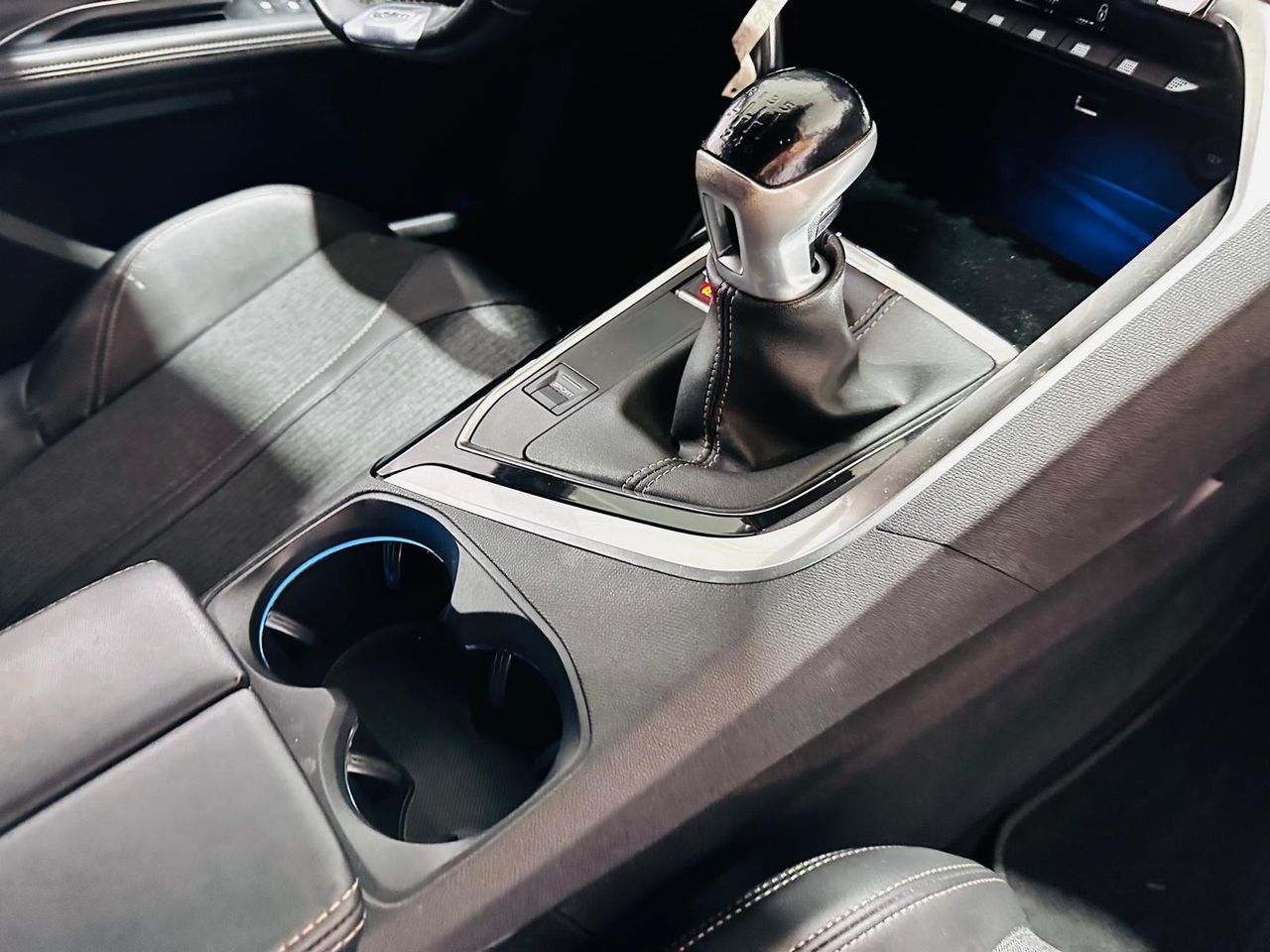 Foto Peugeot 5008 21