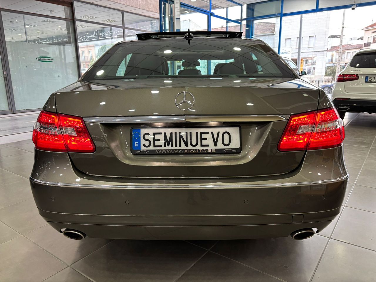 Foto Mercedes-Benz Clase E 3
