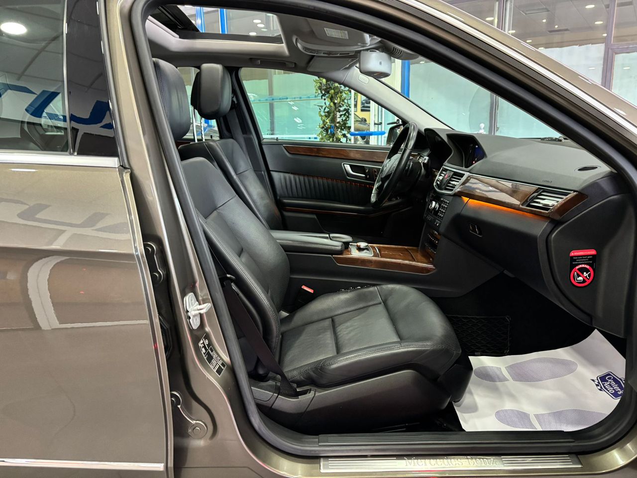 Foto Mercedes-Benz Clase E 14