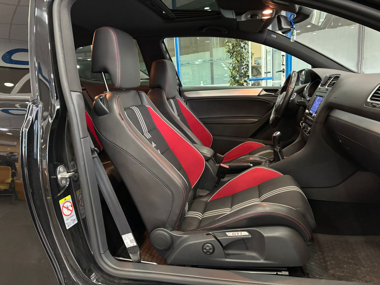 Foto Volkswagen Golf 14