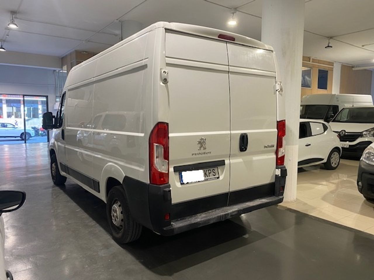 Foto Peugeot Boxer 26