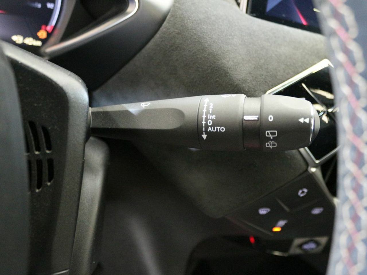 Foto DS Automobiles DS 3 17