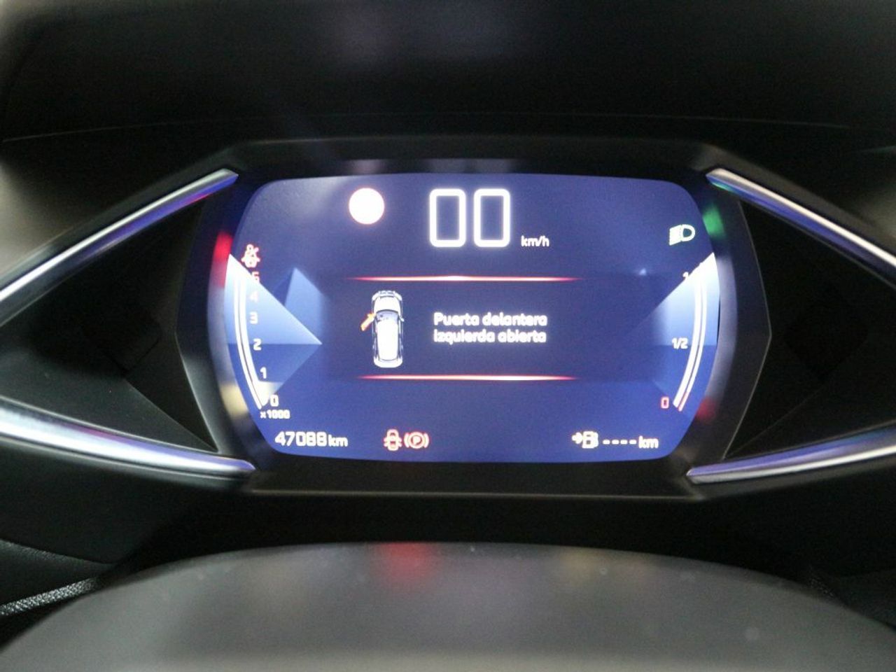 Foto DS Automobiles DS 3 18