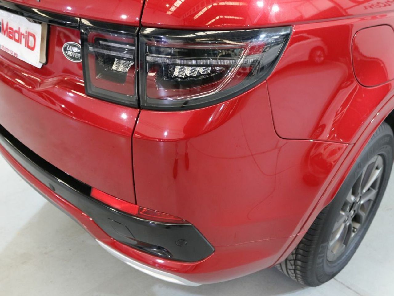 Foto Land-Rover Discovery Sport 35