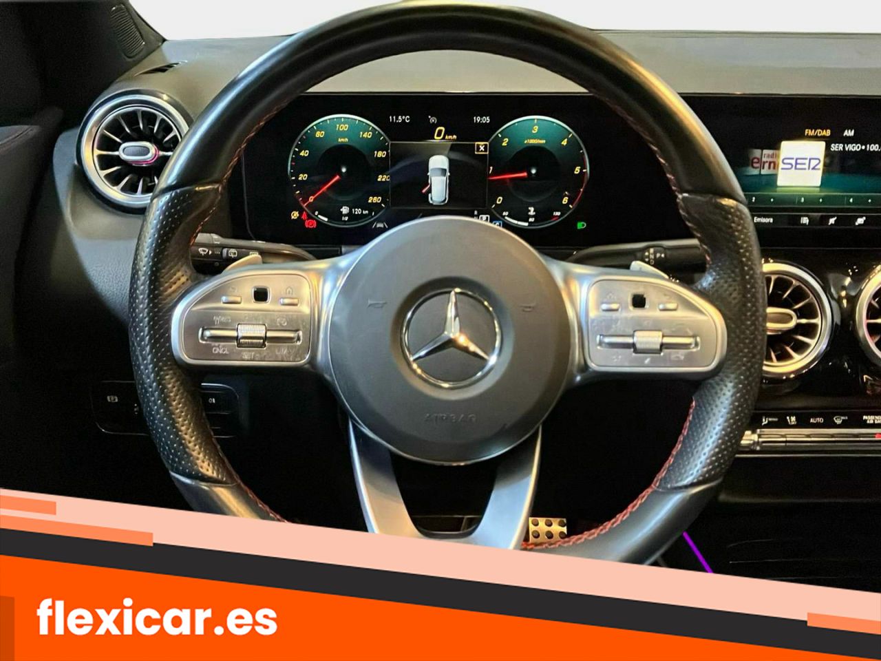 Foto Mercedes-Benz Clase GLA 13