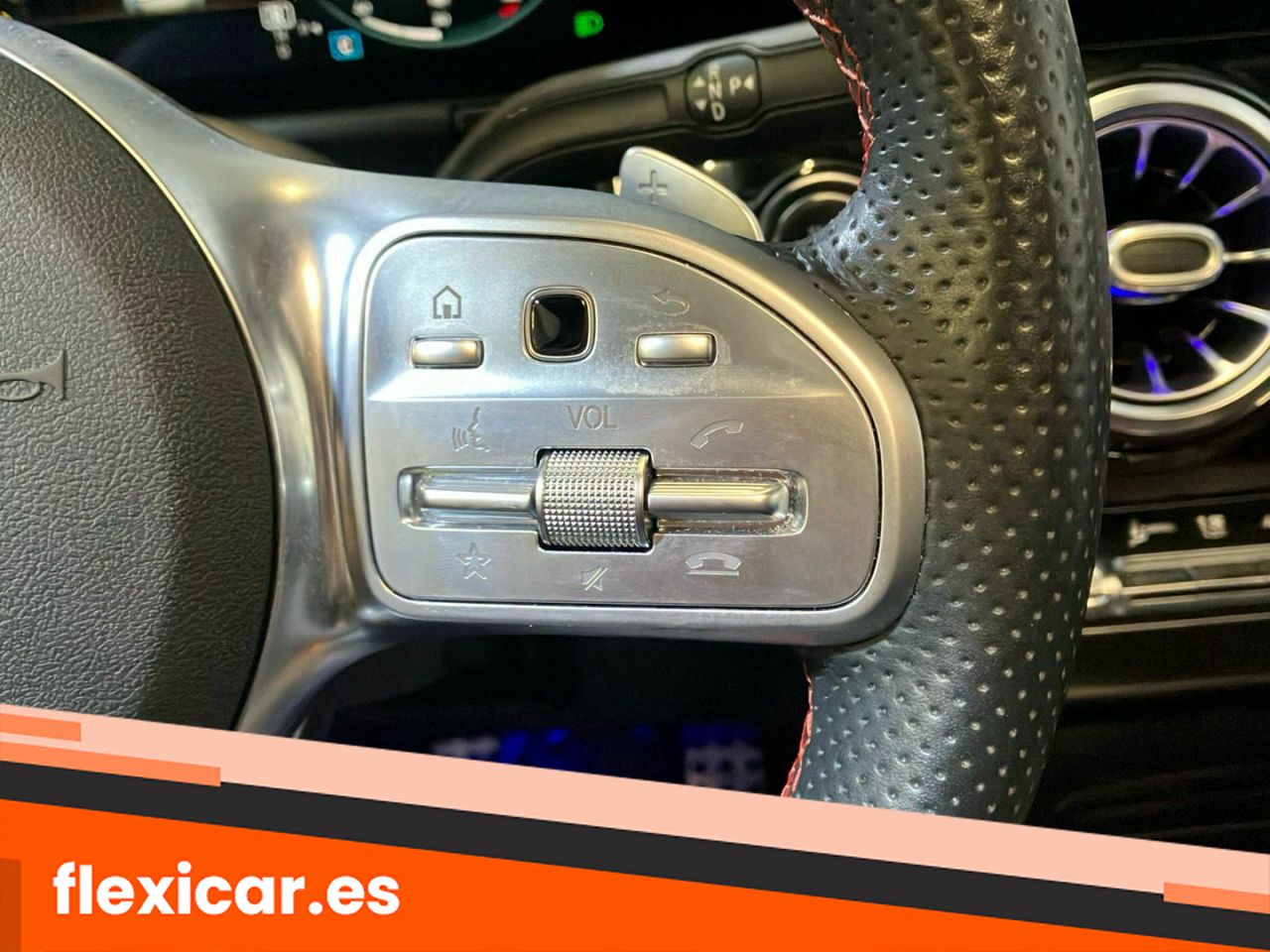 Foto Mercedes-Benz Clase GLA 18