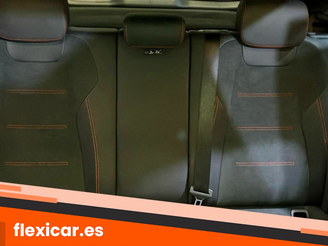 Foto Mercedes-Benz Clase GLA 20
