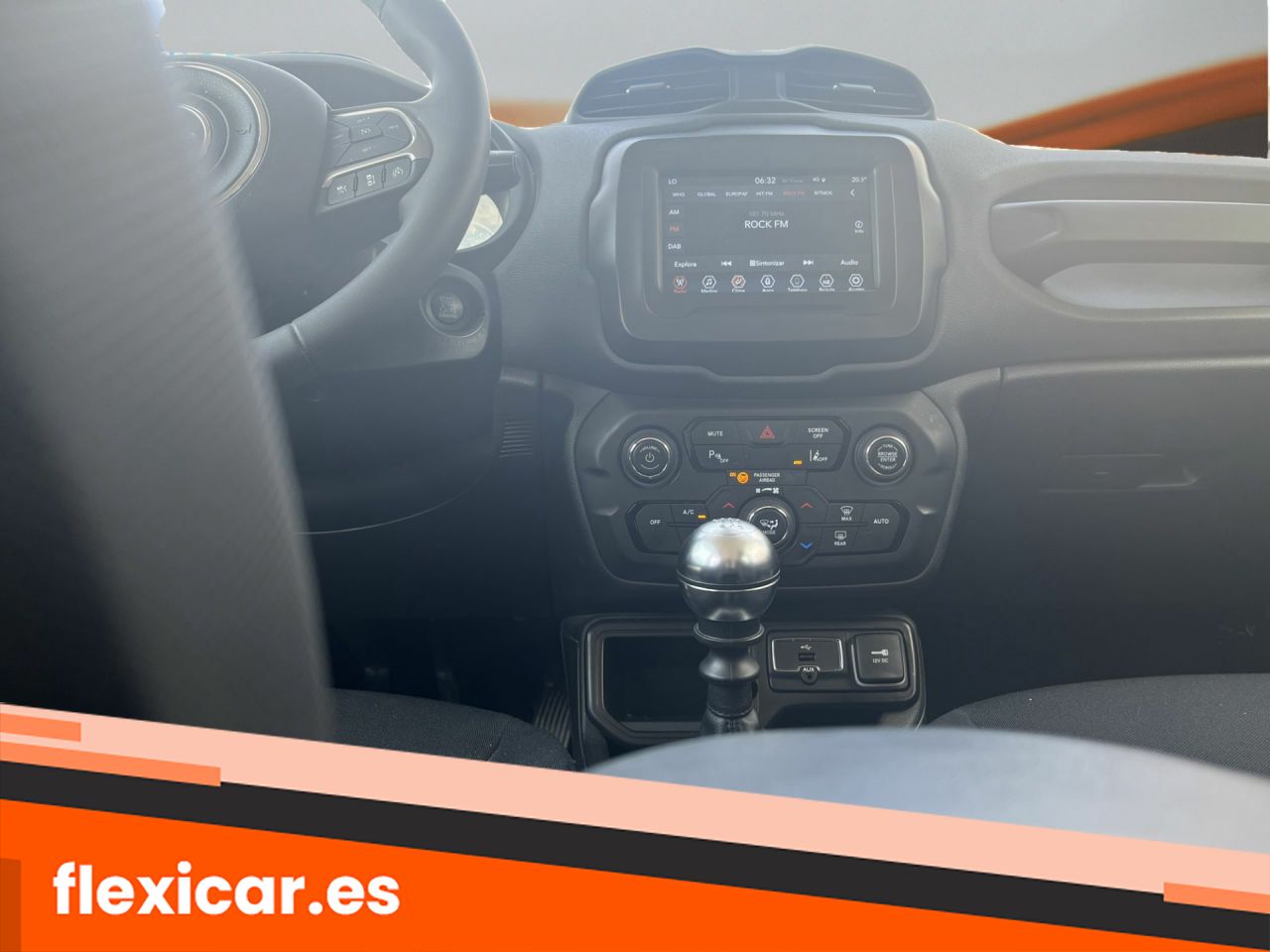 Foto Jeep Renegade 12