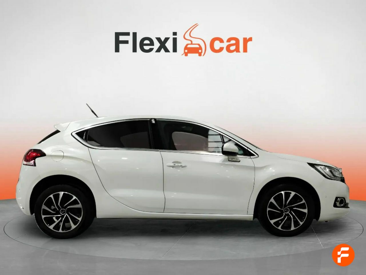 Foto DS Automobiles DS 4 2