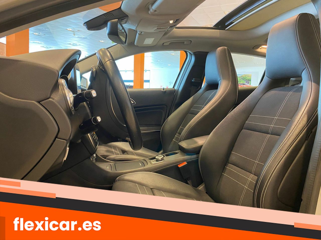 Foto Mercedes-Benz Clase GLA 11