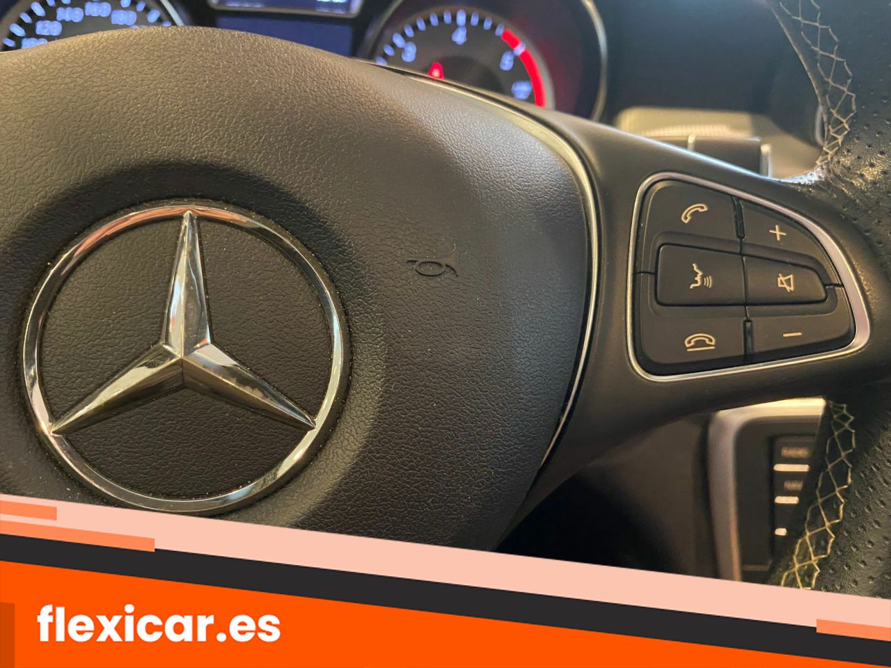 Foto Mercedes-Benz Clase GLA 14